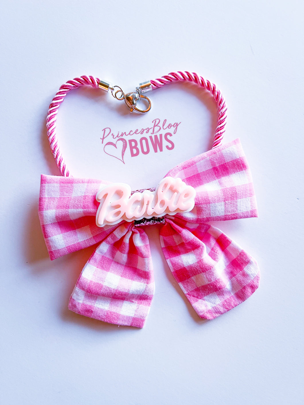 Barb bow necklace