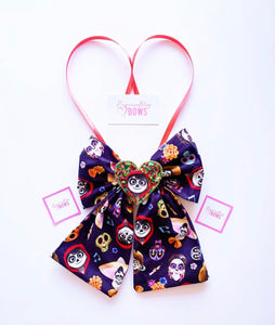 Coco bow necklace