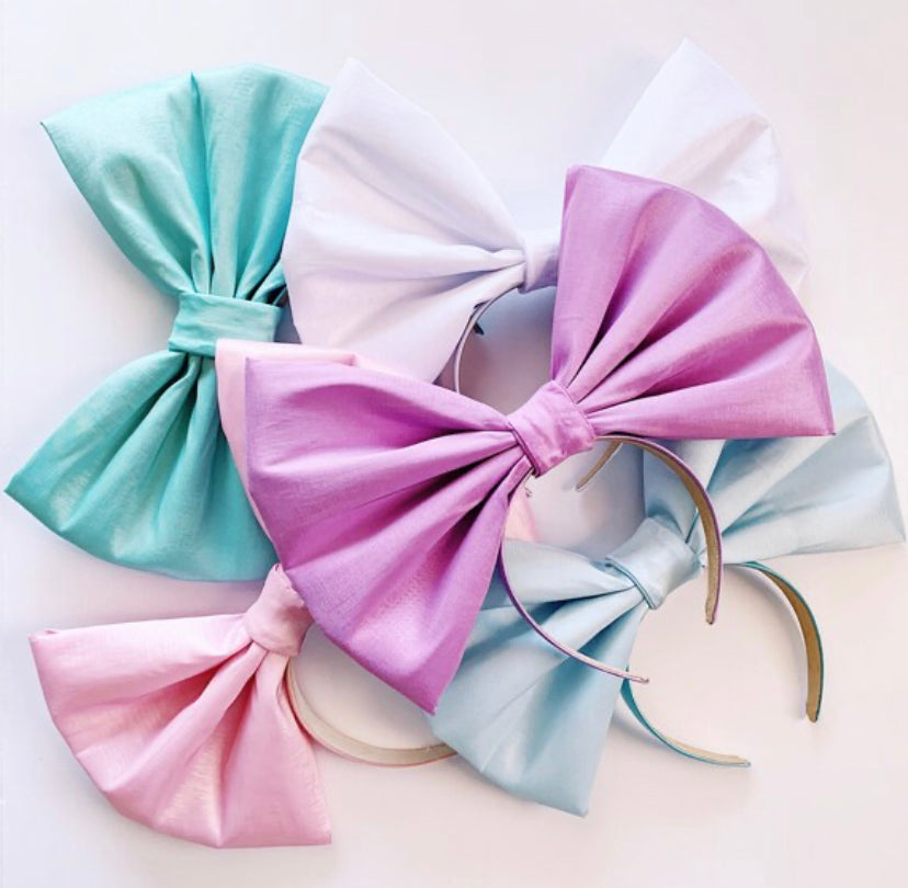 Regular Bows