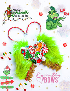 Grinch bow necklace